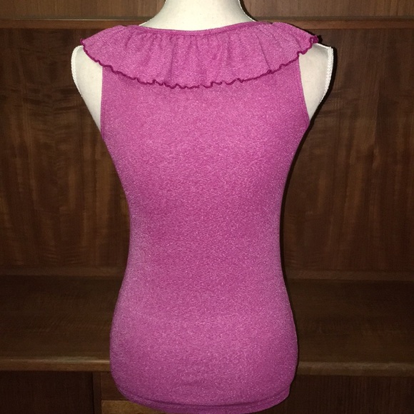 Adorable Michael Stars  sleeveless shirt - Picture 2 of 4